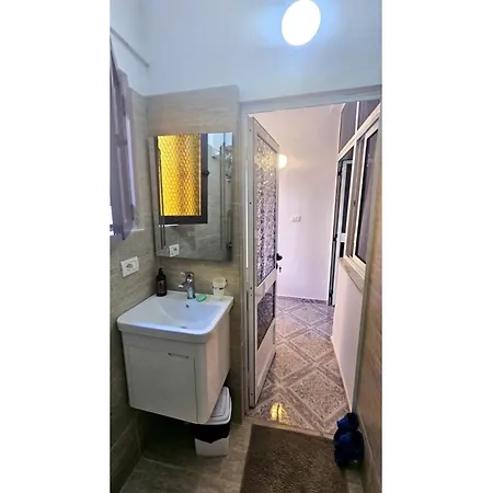 Апартаменты Tirona Old Street Тирана